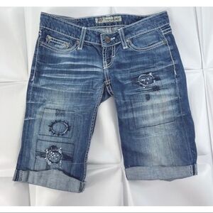 BKE Buckle Womens Sz 23 Stella Denim Embroidered Patchwork Bermuda Jean Shorts
